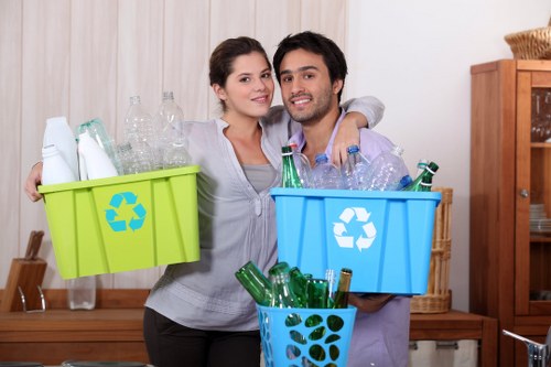 Professional handling of furniture and mixed bulky rubbish during collection